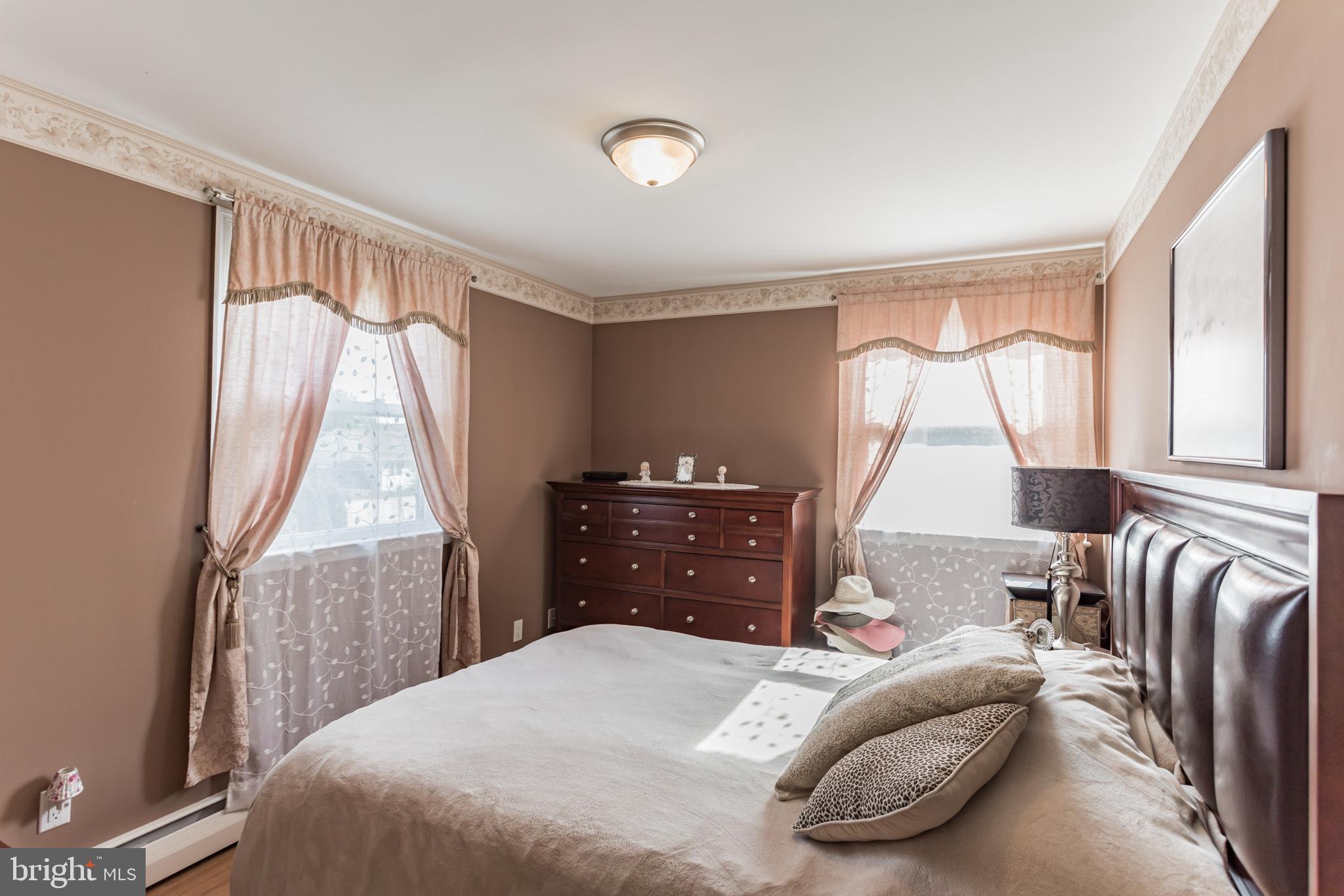 10127 Proctor Road Philadelphia, PA 19116 - Photo 14 of 30 Gallery Image 14