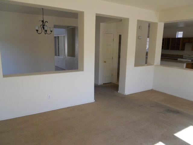 9251 West Berkeley Road Phoenix, AZ 85037 - Photo 5 of 14 DSCN5947