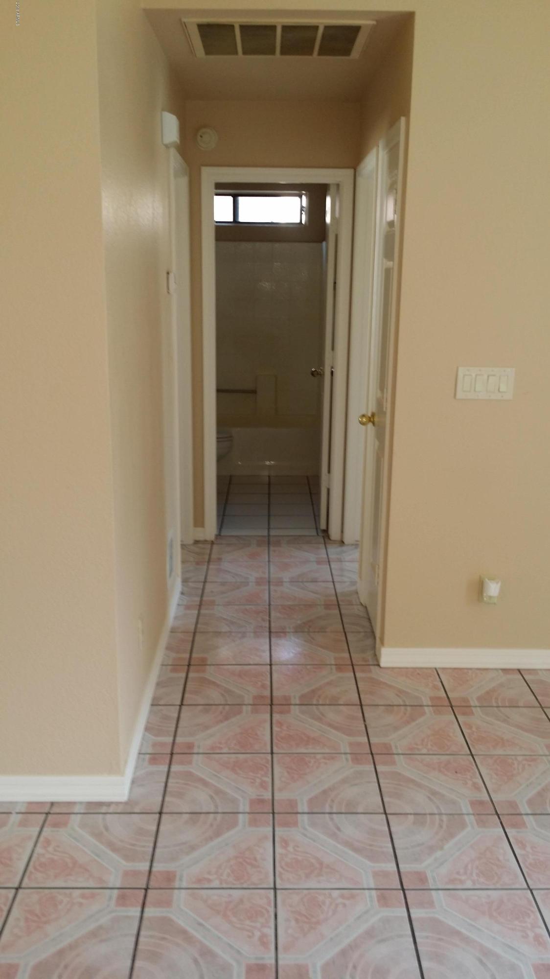 2026 West Ronald Road Phoenix, AZ 85029 - Photo 8 of 20 20160823_142204