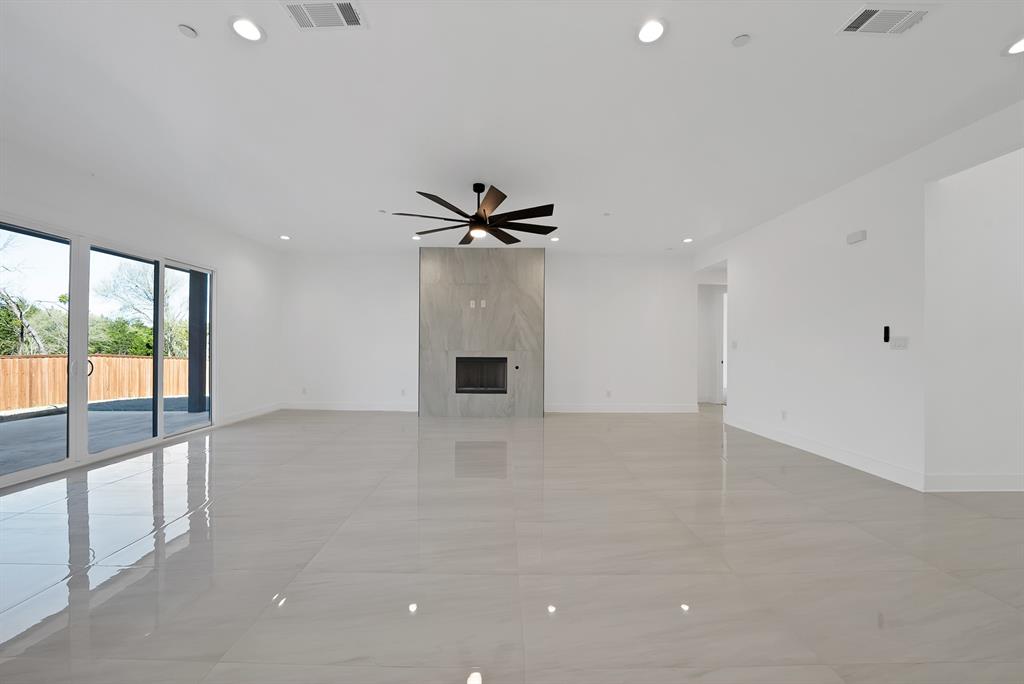 309 Whispering Way Red Oak, TX 75154 - Photo 14 of 36