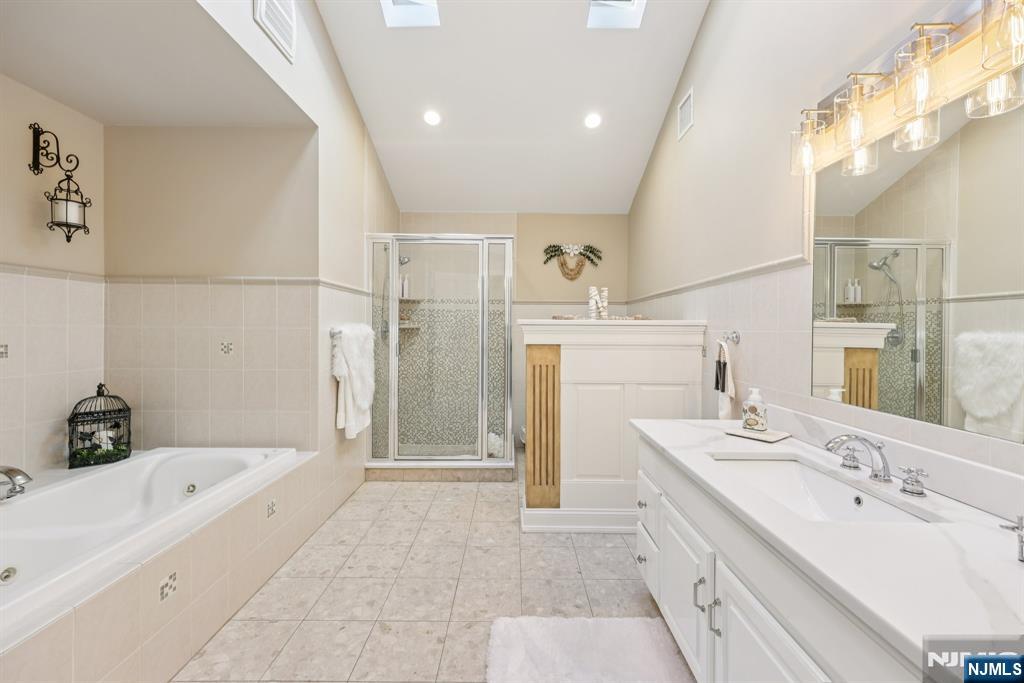 761 Valley Road Wayne, NJ 07470 - Photo 25 of 49