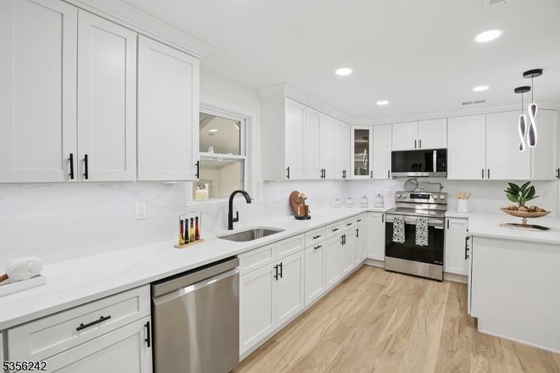 16 Wildcat Road Sparta, NJ 07871 - Photo 16 of 38