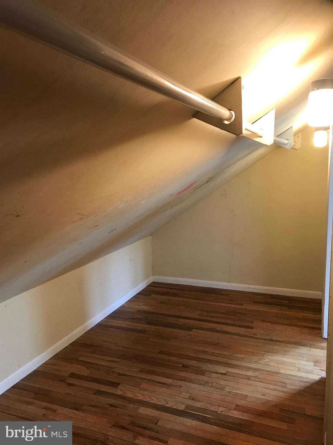 376 Coldstream Road Phoenixville, PA 19460 - Photo 20 of 24 2nd Floor Closet