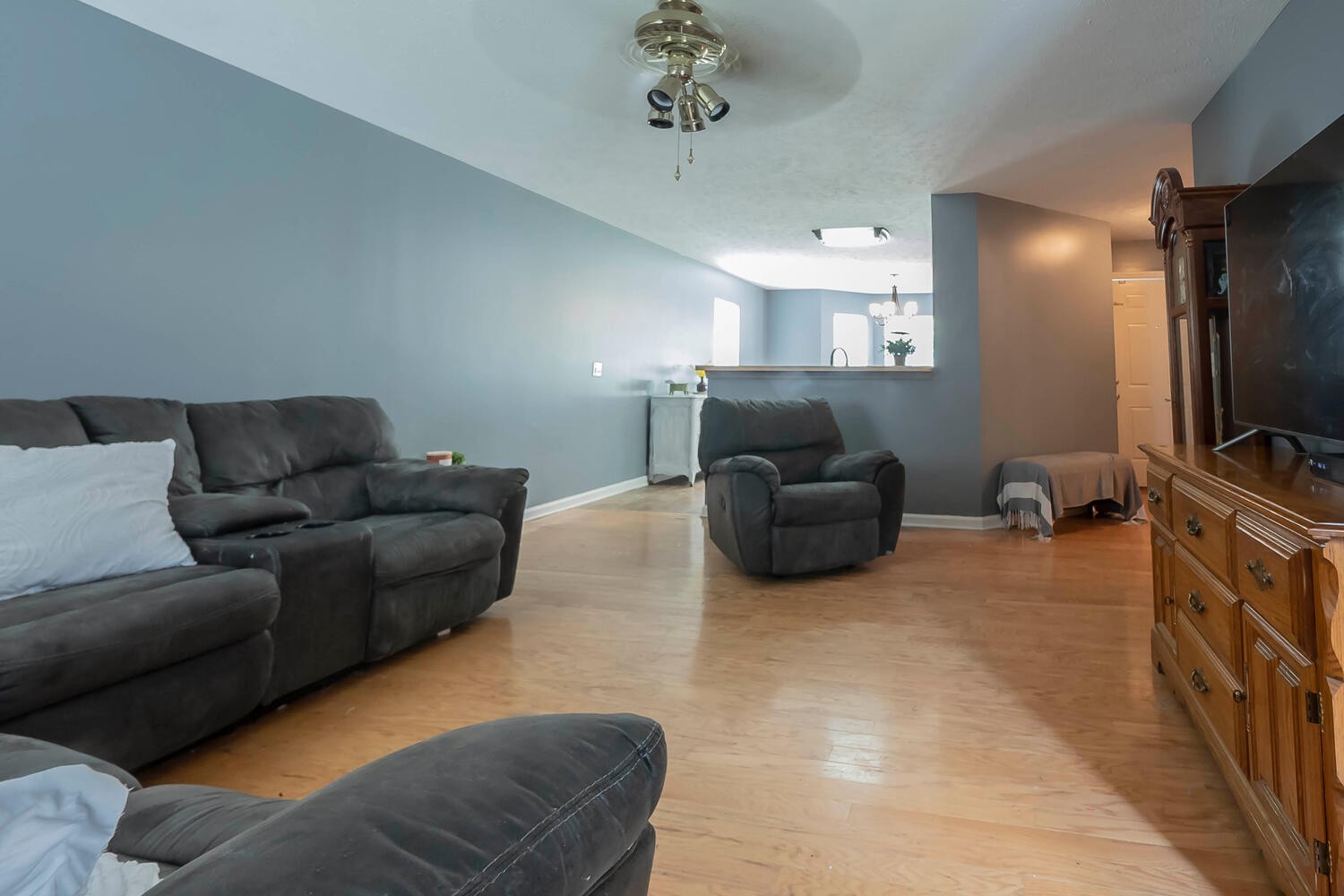 131 Gaskins Road Burns, TN 37029 - Photo 6 of 25 a living room with furniture and a flat screen tv