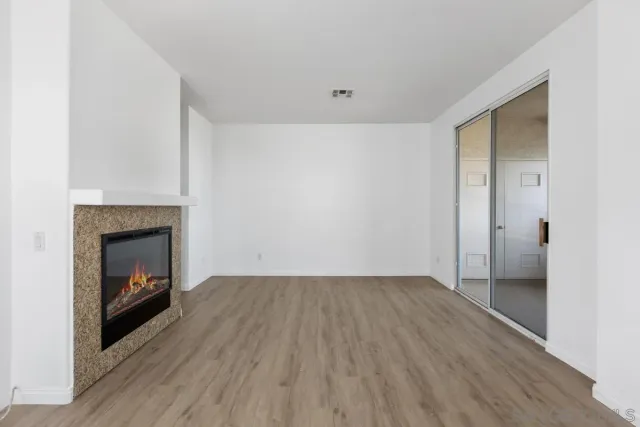 $575,000 | 10878 Sabre Hill Drive, Unit 294, San Diego, CA 92128