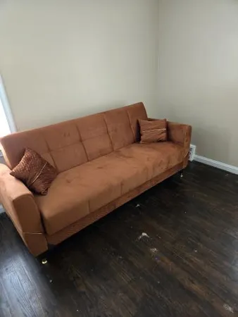 $137,000 | 7410 Lamphere, Redford, MI 48239