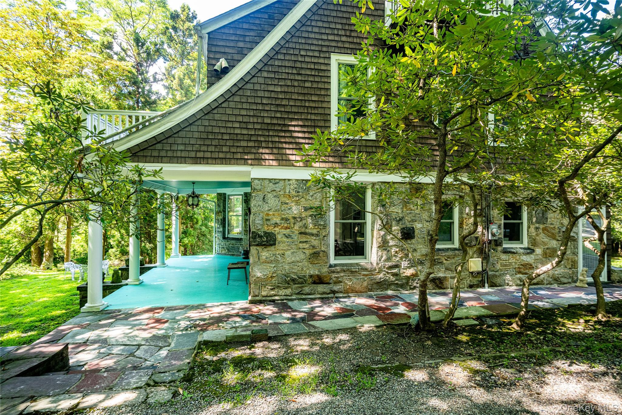 344 Sprain Road Scarsdale, NY 10583 - Photo 2 of 48 Gallery Image 2