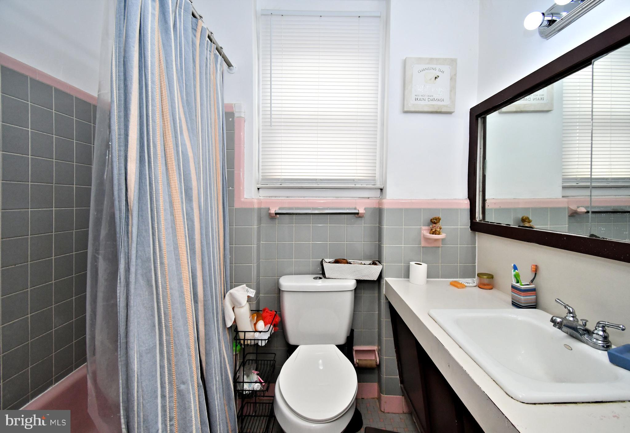 7815 Horrocks Street Philadelphia, PA 19152 - Photo 28 of 41