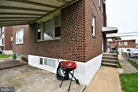 $294,000 | 7815 Horrocks Street, Philadelphia, PA 19152