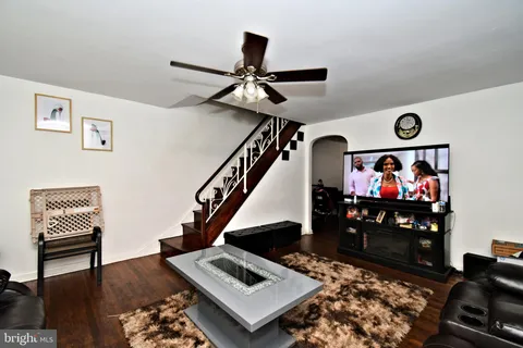 $294,000 | 7815 Horrocks Street, Philadelphia, PA 19152