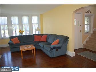 21 Upland Road Havertown, PA 19083 - Photo 4 of 12