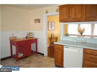 21 Upland Road Havertown, PA 19083 - Photo 7 of 12