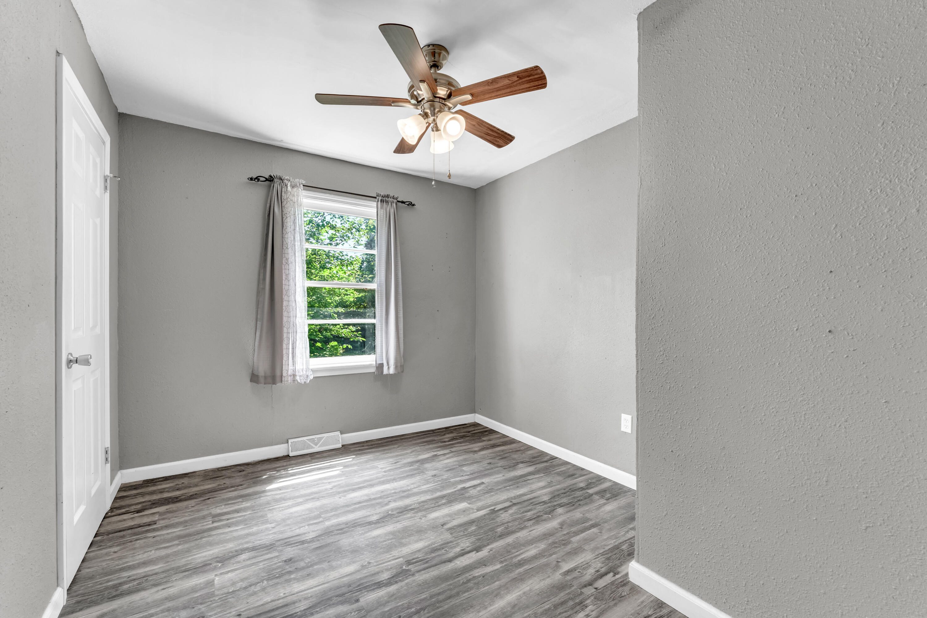 1714 West Scott Street Springfield, MO 65802 - Photo 24 of 39 Scott-86-30