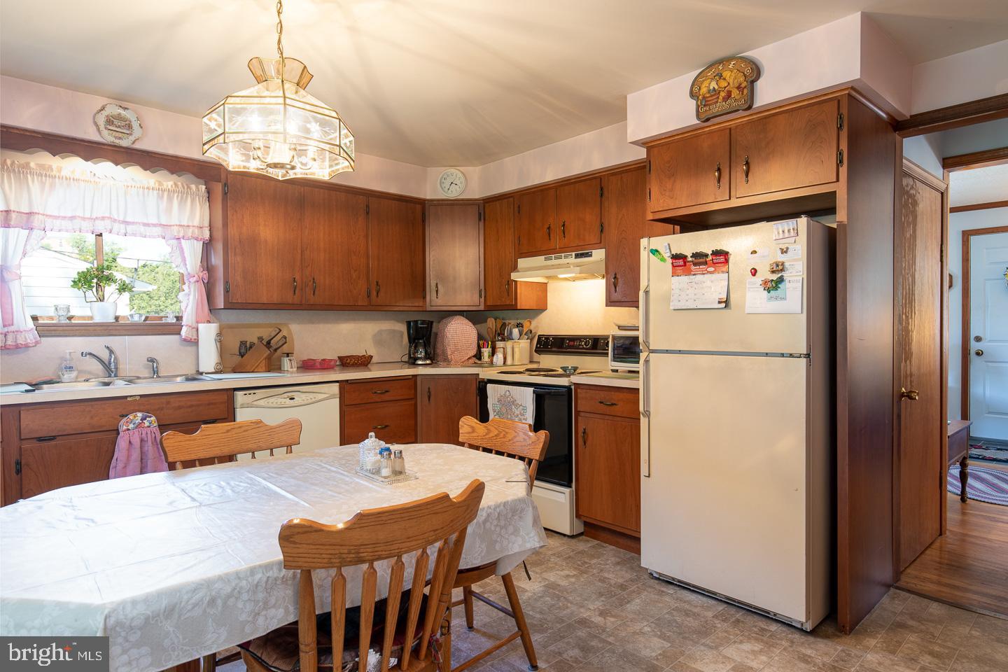 536 Pershing Boulevard Reading, PA 19607 - Photo 14 of 33 Gallery Image 14