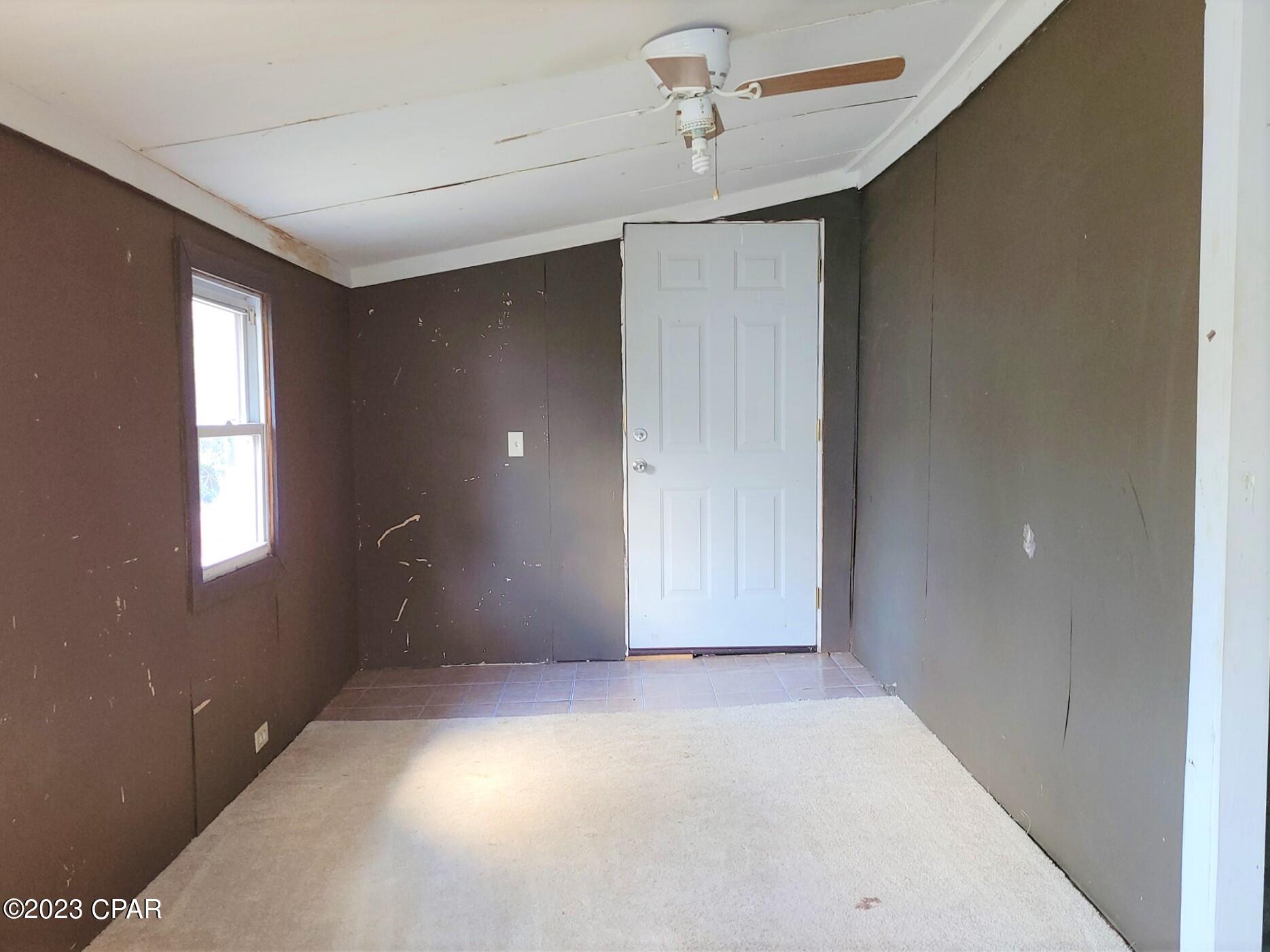 581 5th Street Chipley, FL 32428 - Photo 16 of 18