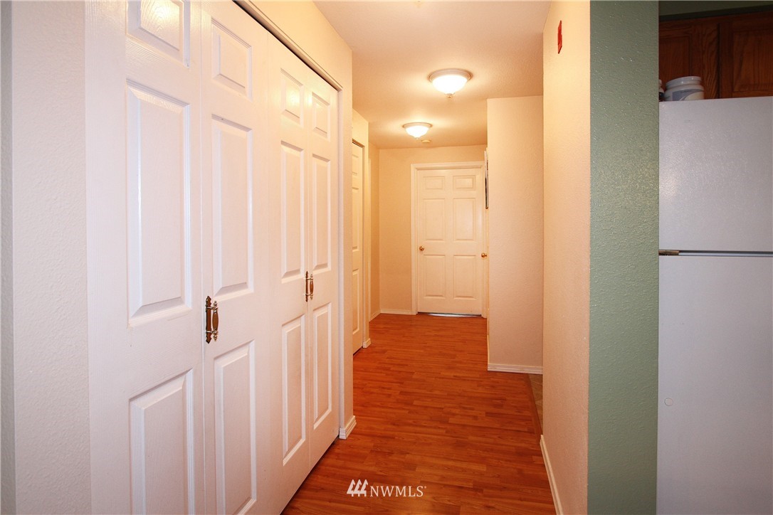 19316 Bothell Way Northeast, Unit C102 Bothell, WA 98011 - Photo 9 of 19