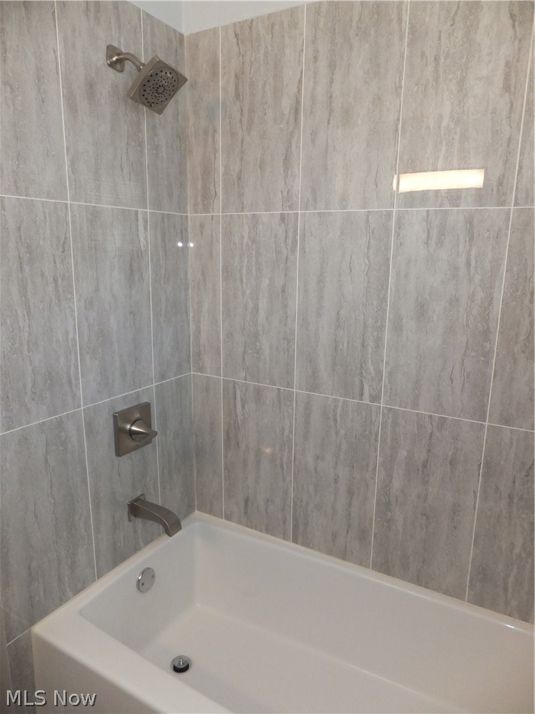 12209 Grannis Road Garfield Heights, OH 44125 - Photo 16 of 32