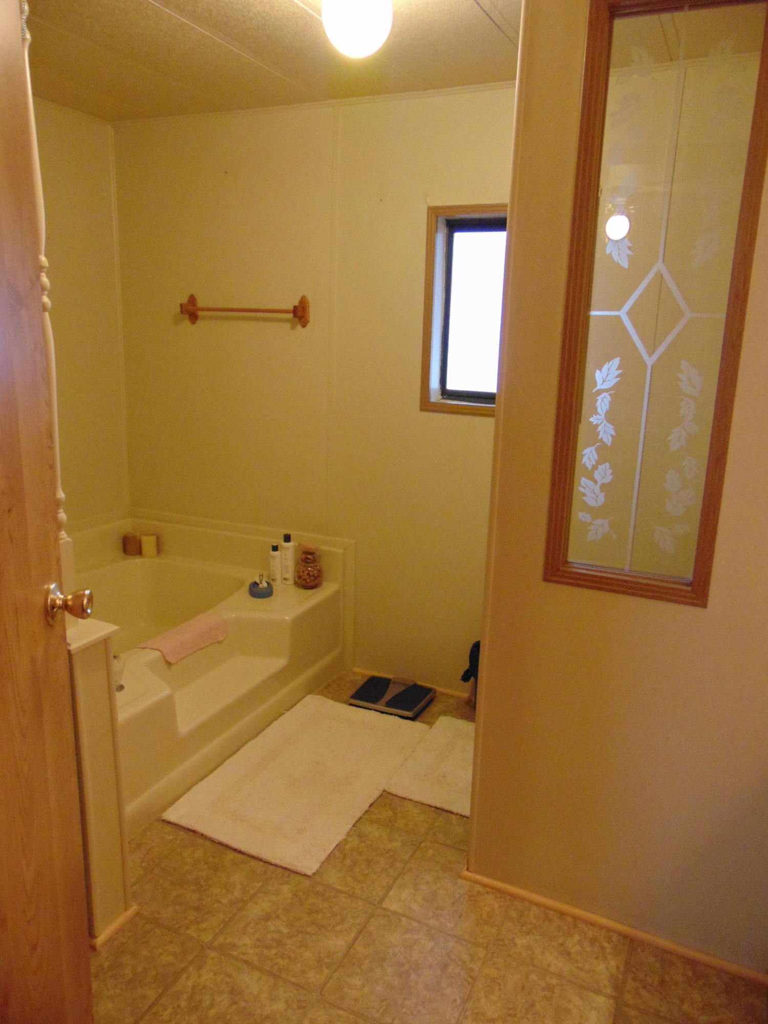 4715 Tagalong Trail Rimrock, AZ 86335 - Photo 24 of 30 a bathroom with a tub sink and mirror
