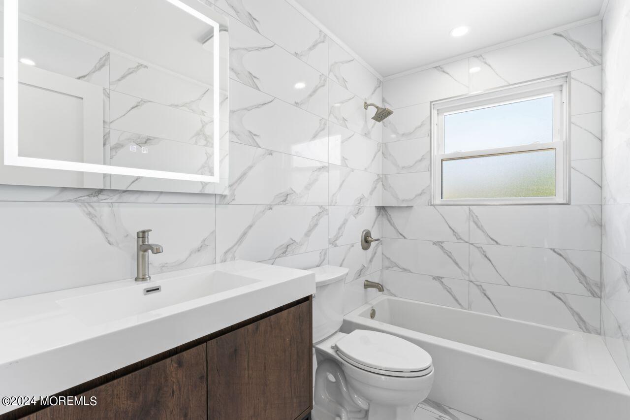 1808 Cottage Place Wall, NJ 07719 - Photo 17 of 39 photos_web_resolution_HOM09181