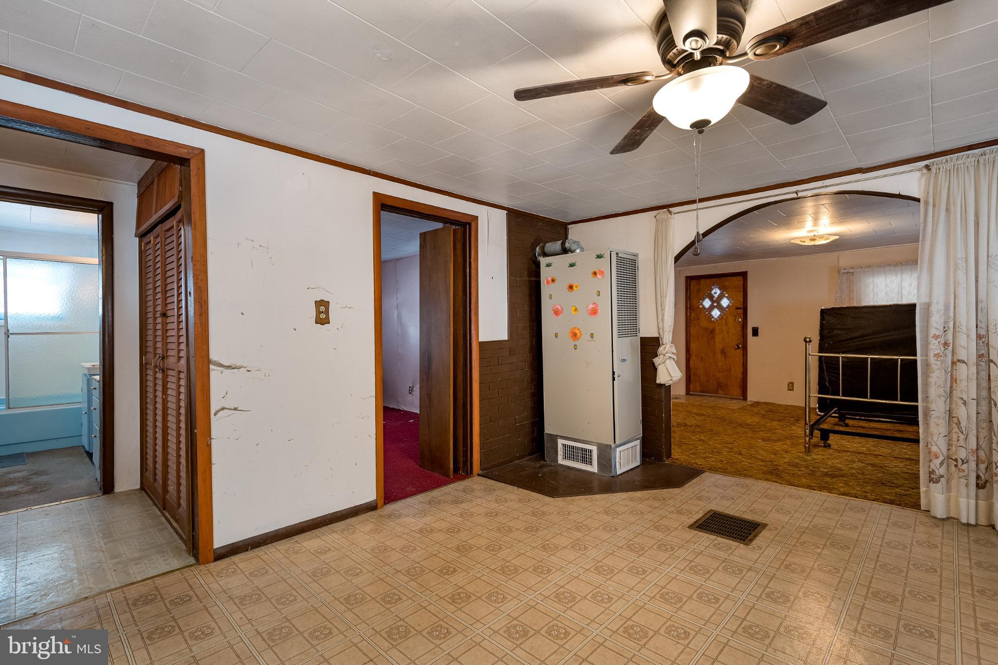 3416 Broadford Road Oakland, MD 21550 - Photo 8 of 23 Spacious entryway with charming vintage details.