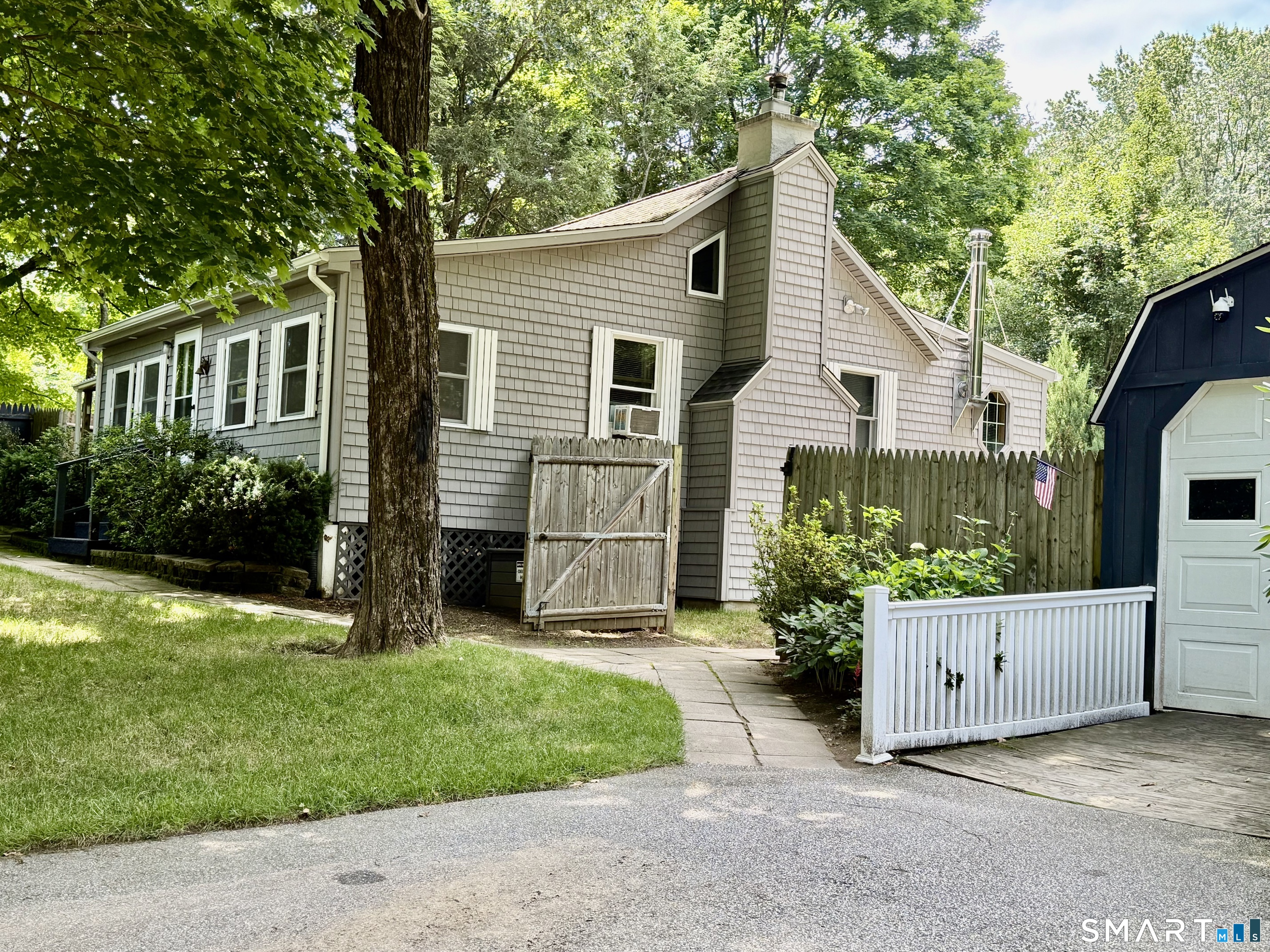209 R Lake Road Andover, CT 06232 - Photo 3 of 20