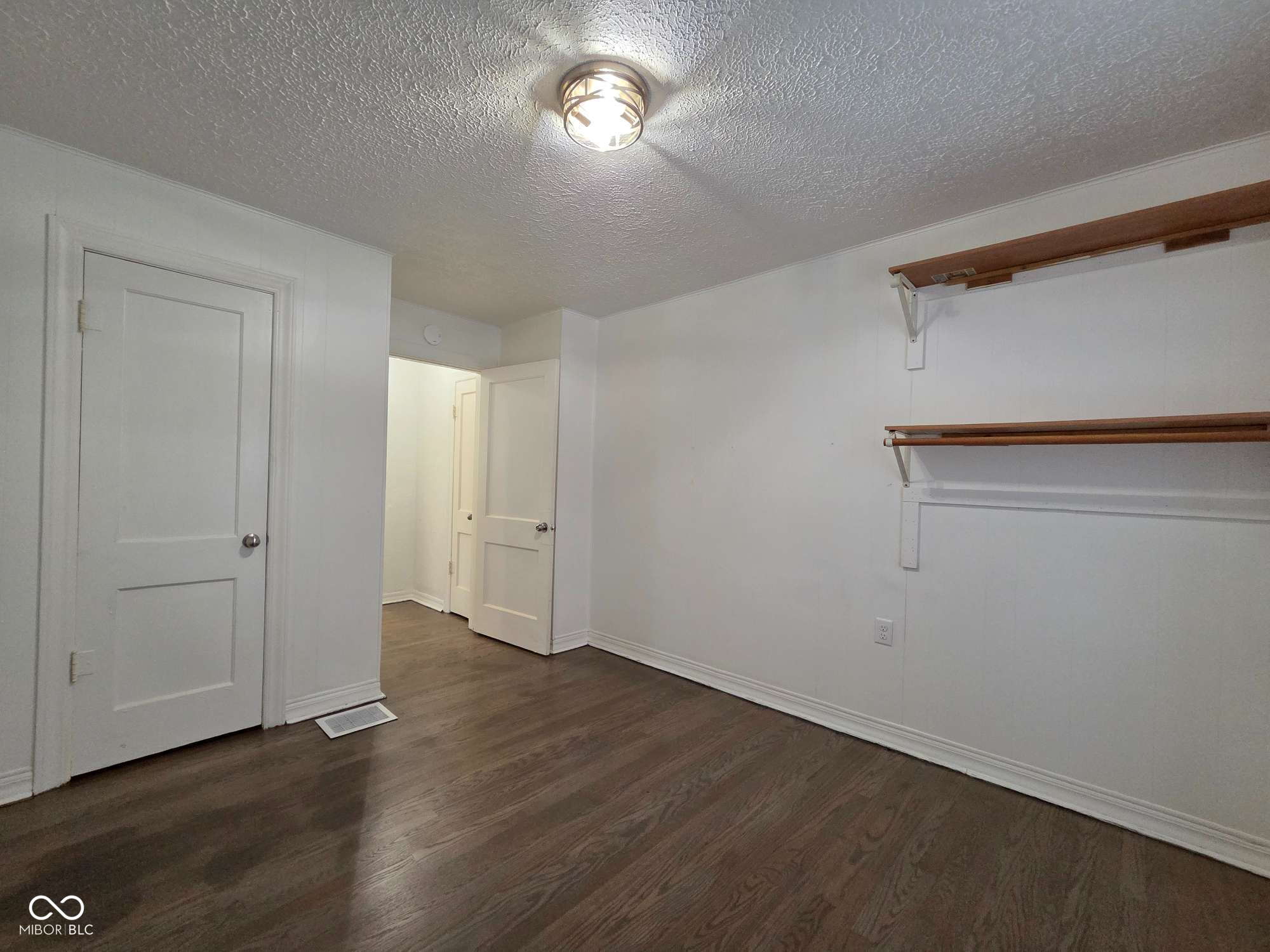 702 West 23rd Street Anderson, IN 46016 - Photo 11 of 13