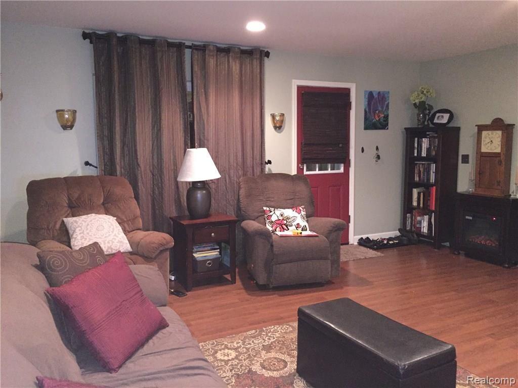 31039 Hoover Road Warren, MI 48093 - Photo 21 of 45 File_004.jpeg