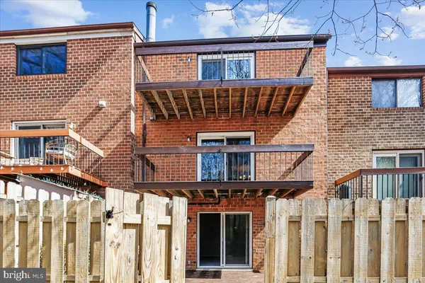 $459,900 | 8953 Skyrock Court, Columbia, MD 21046