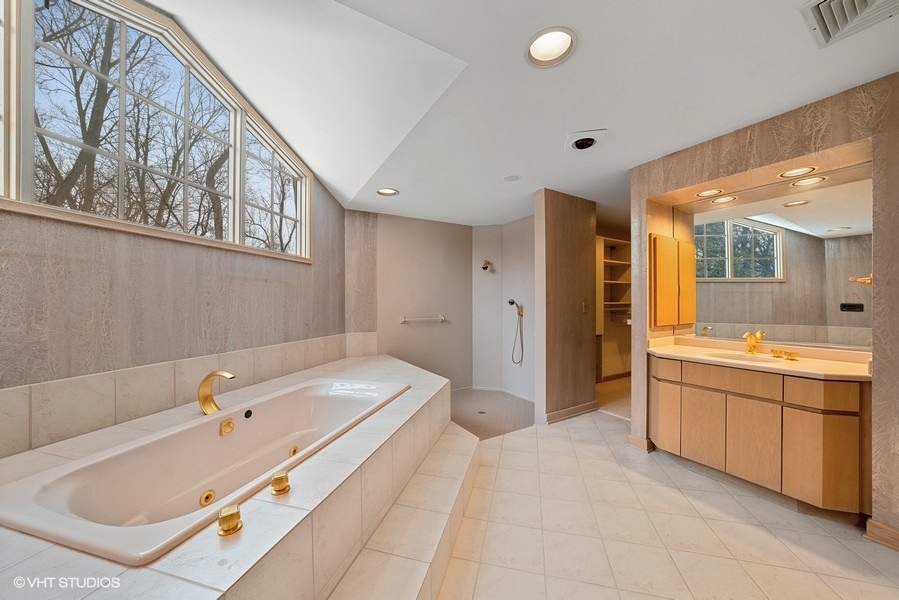 1211 Meadows Road Geneva, IL 60134 - Photo 29 of 36