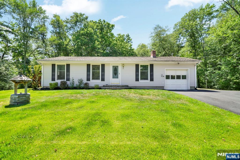 3 Midland Road Montville, NJ 07045 - Photo 24 of 28