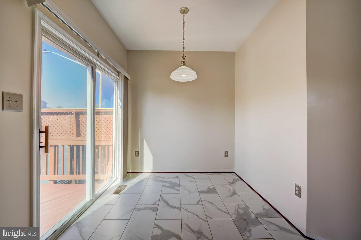 9216 Lorton Valley Road Lorton, VA 22079 - Photo 17 of 38 Gallery Image 17