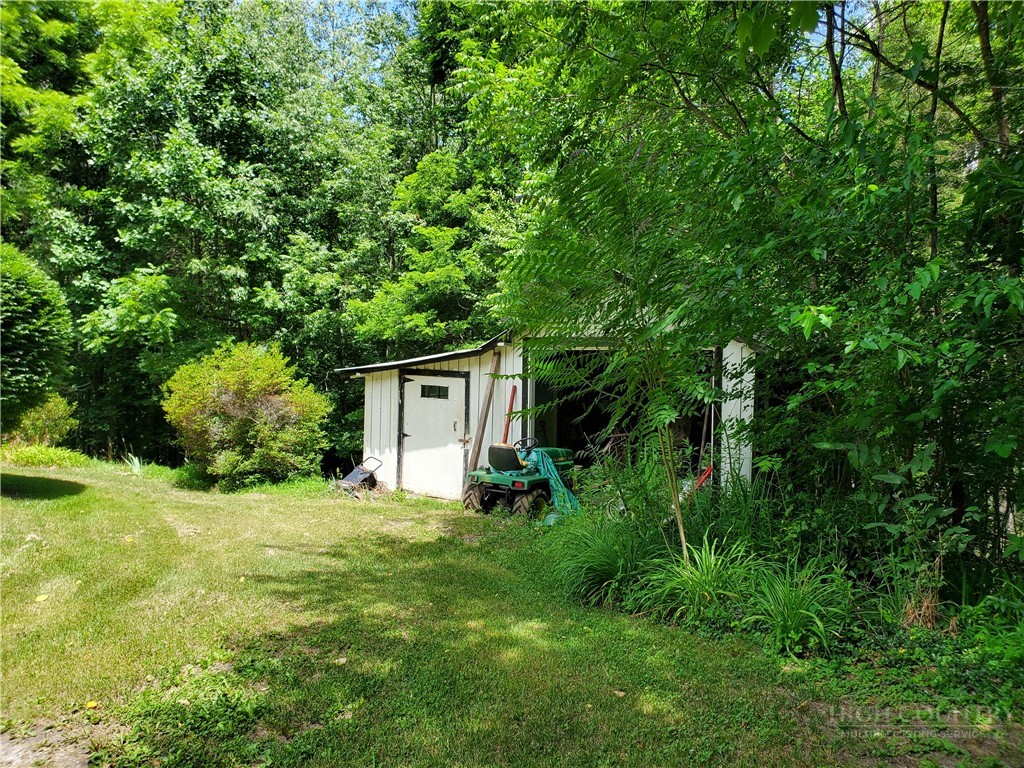886 Hanging Rock Road Spruce Pine, NC 28777 - Photo 10 of 50