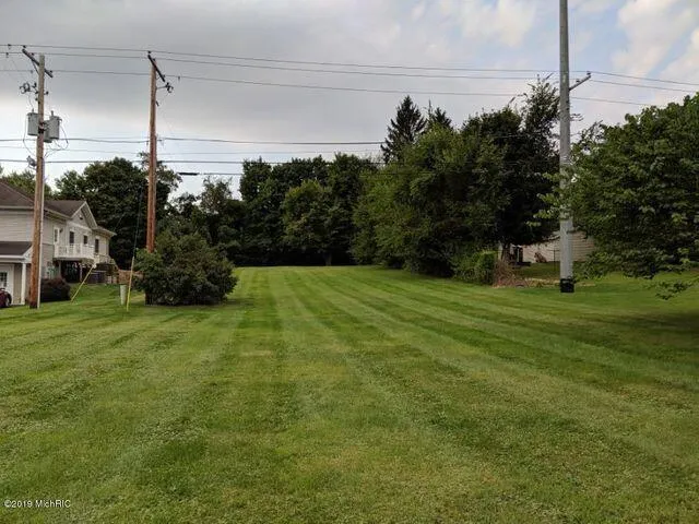 $66,500 | 1025 East Front Street, Buchanan, MI 49107