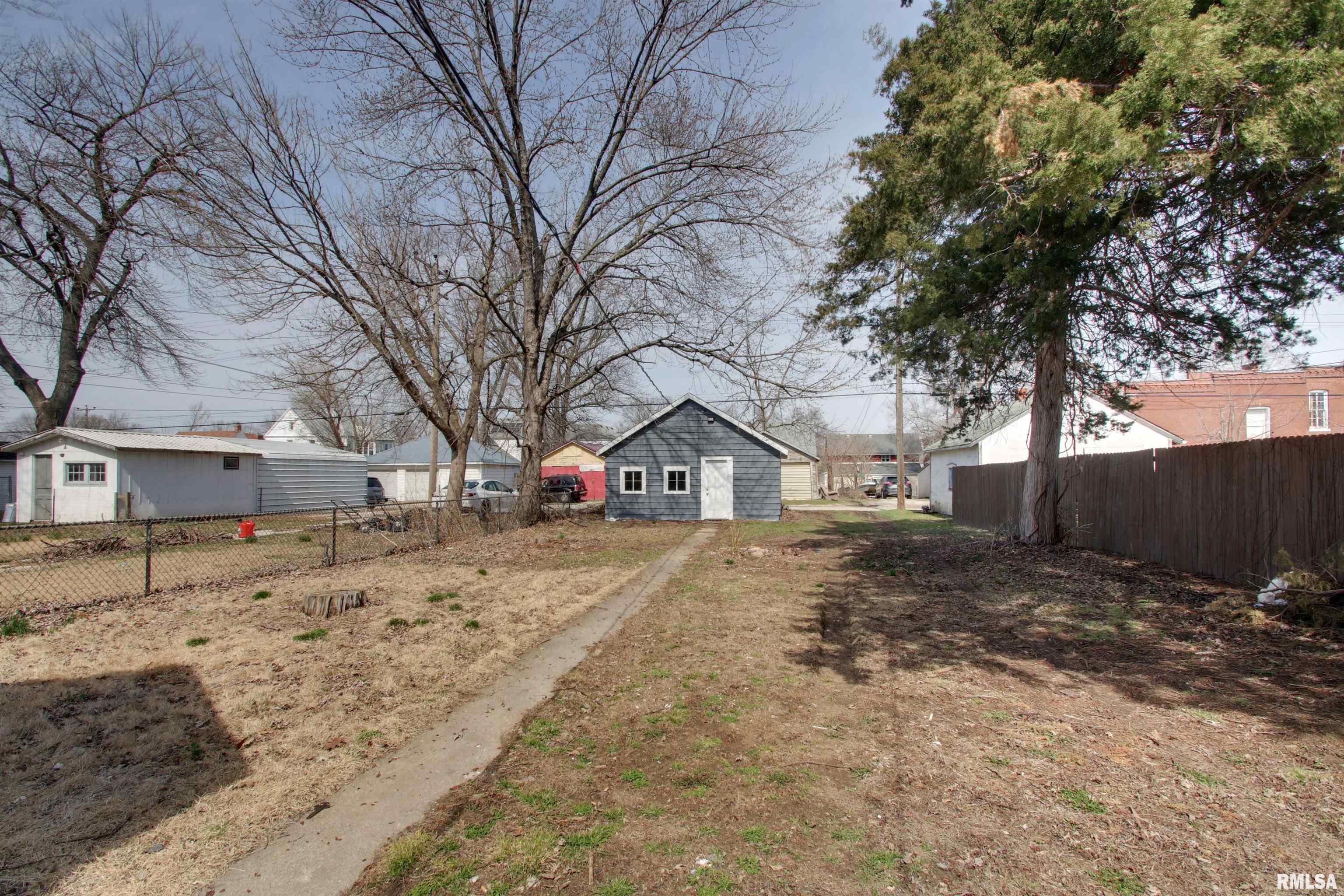 1029 Madison Street Quincy, IL 62301 - Photo 22 of 23
