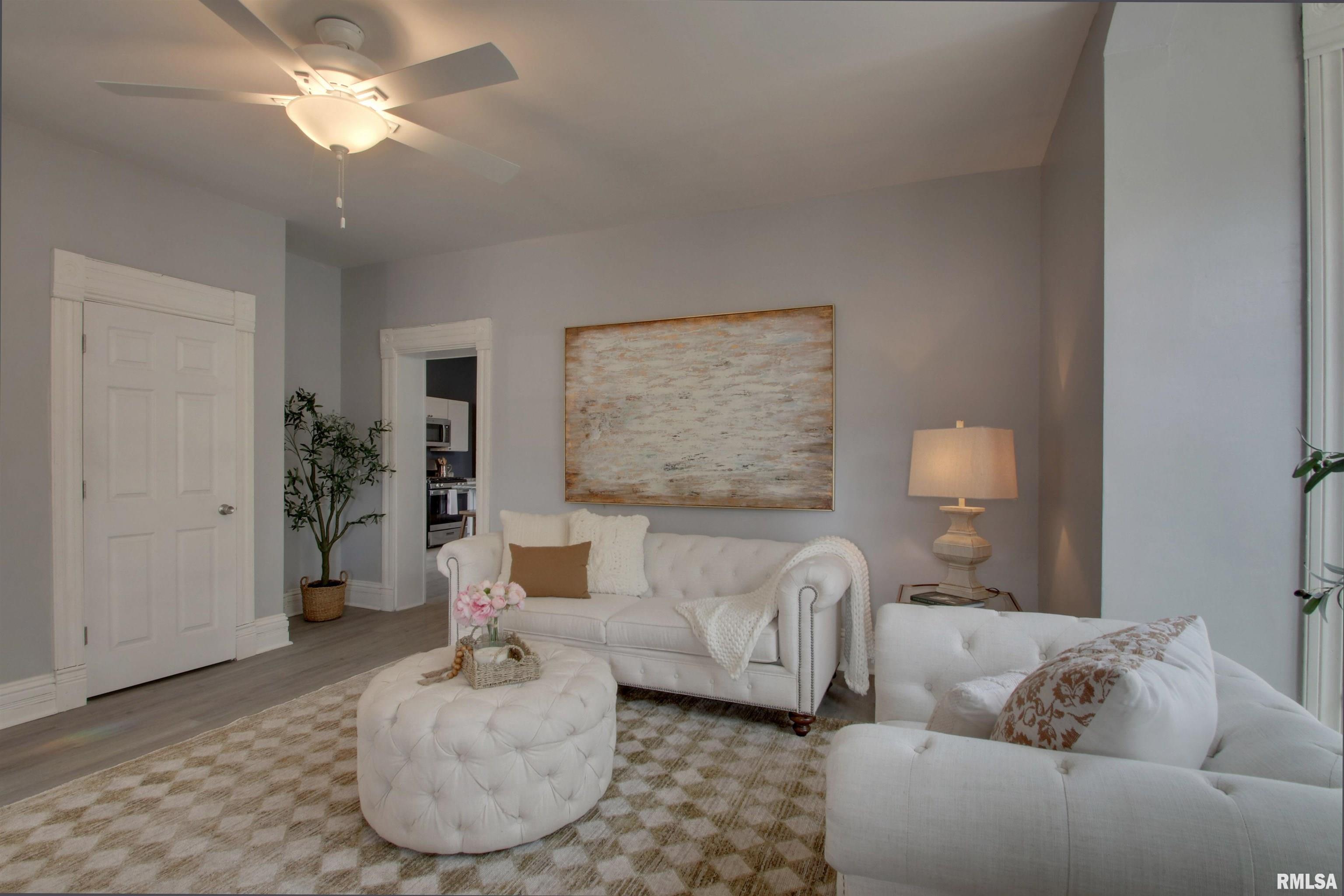 1029 Madison Street Quincy, IL 62301 - Photo 7 of 23