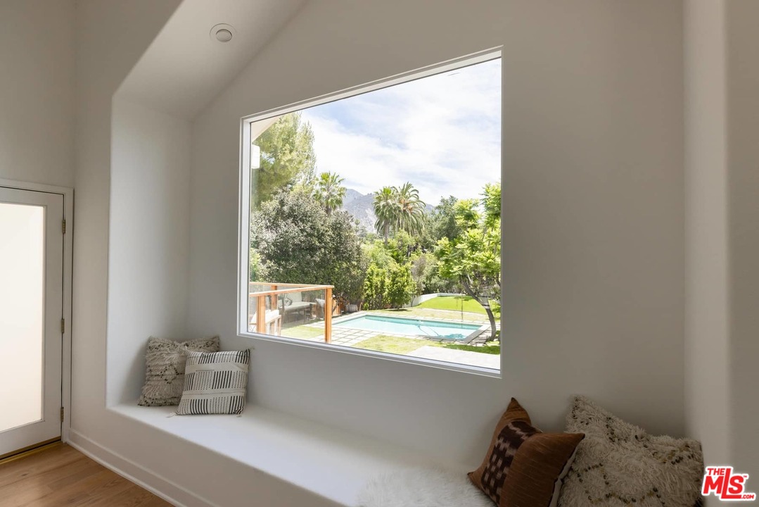 1435 Crest Drive Altadena, CA 91001 - Photo 35 of 54 a room with a window