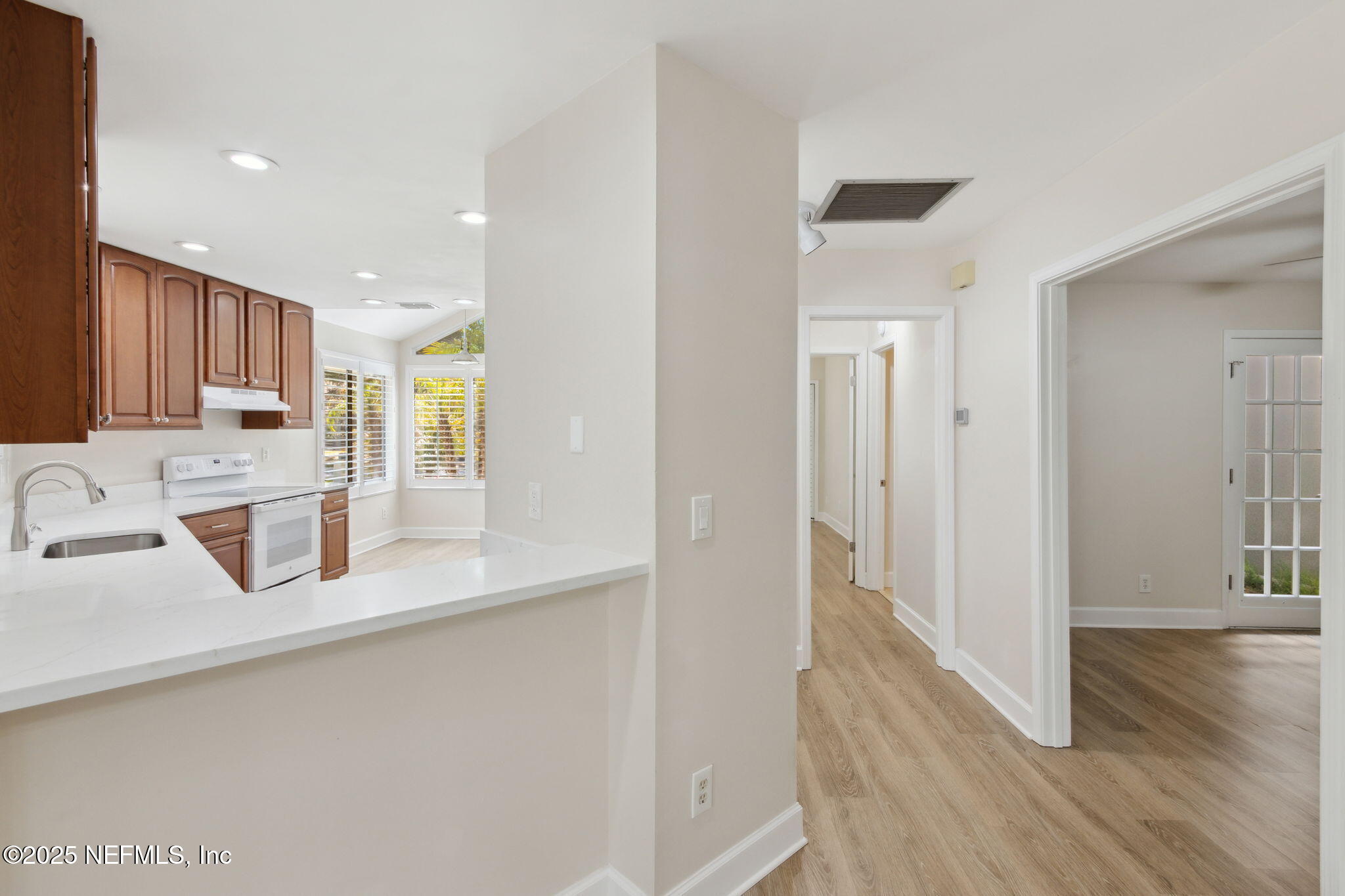 14 Turtleback Trail Ponte Vedra Beach, FL 32082 - Photo 11 of 63 Open Kitchenil-06