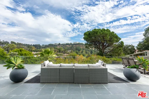 $4,950,000 | 12148 Travis Street, Los Angeles, CA 90049
