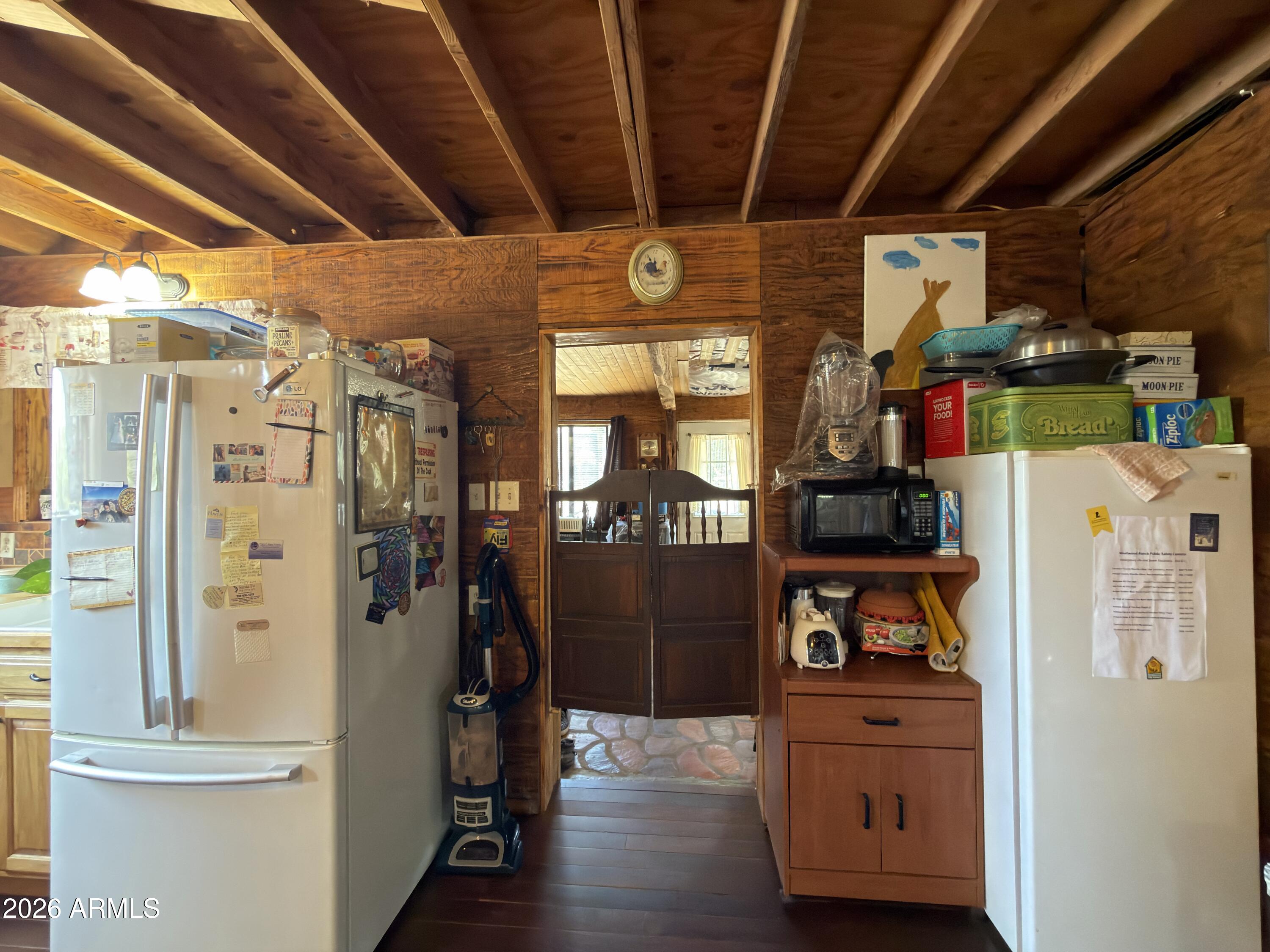 21750 Ranch Road Williams, AZ 86046 - Photo 11 of 47 Entrance to Storage
