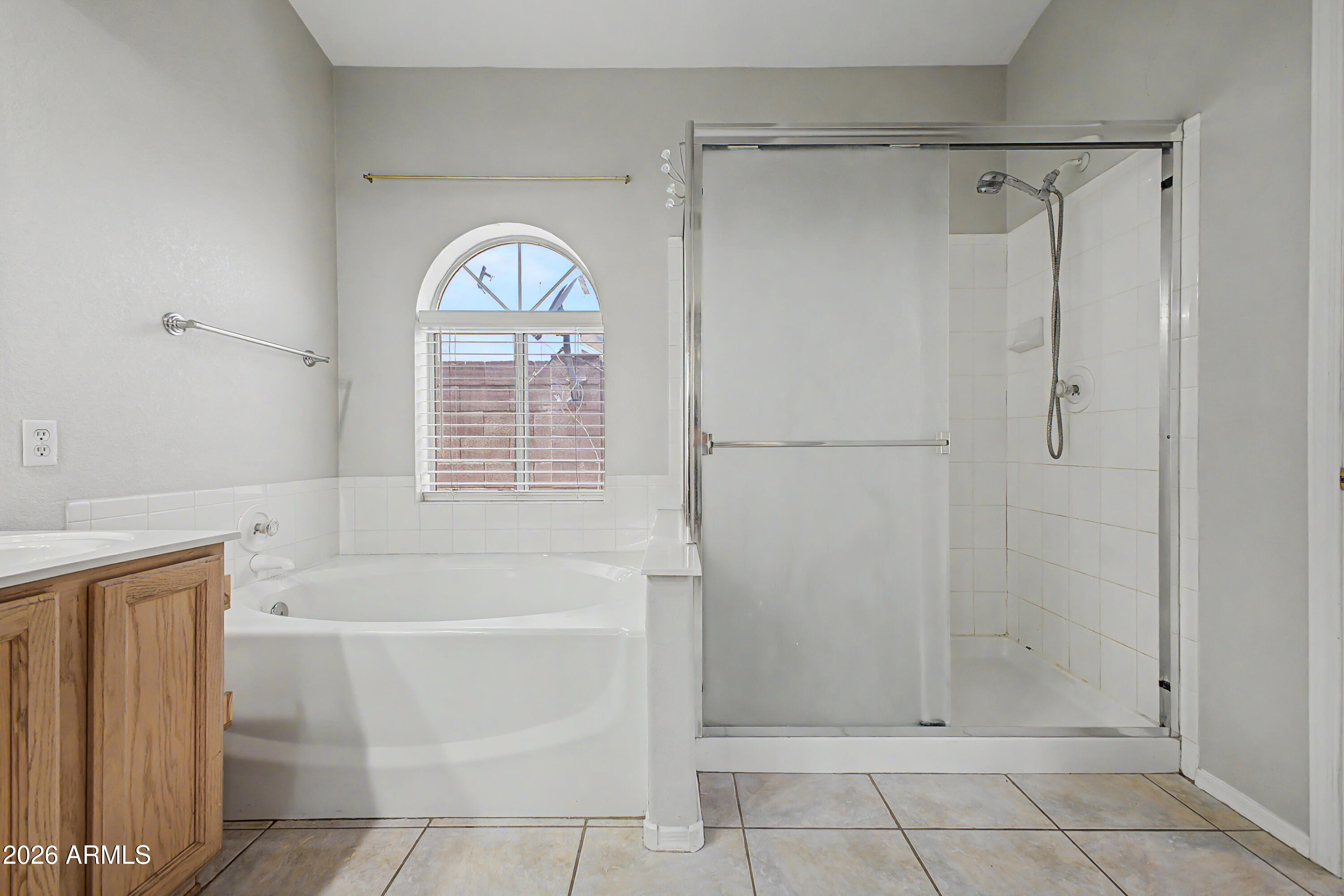 4414 East Dry Creek Road Phoenix, AZ 85044 - Photo 9 of 15 Master Bath