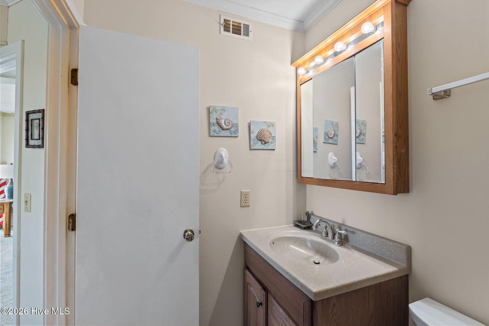 1904 East Fort Macon Road, Unit 151 Atlantic Beach, NC 28512 - Photo 8 of 33 Principal Bath