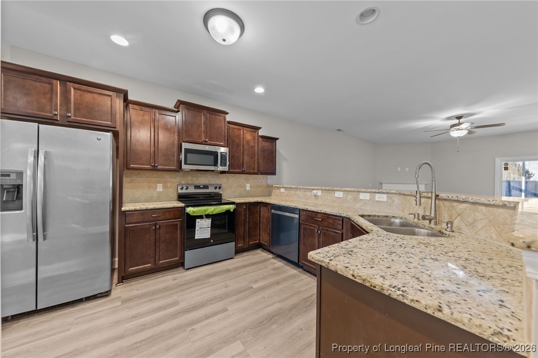 228 Tipperary Street Raeford, NC 28376 - Photo 6 of 47