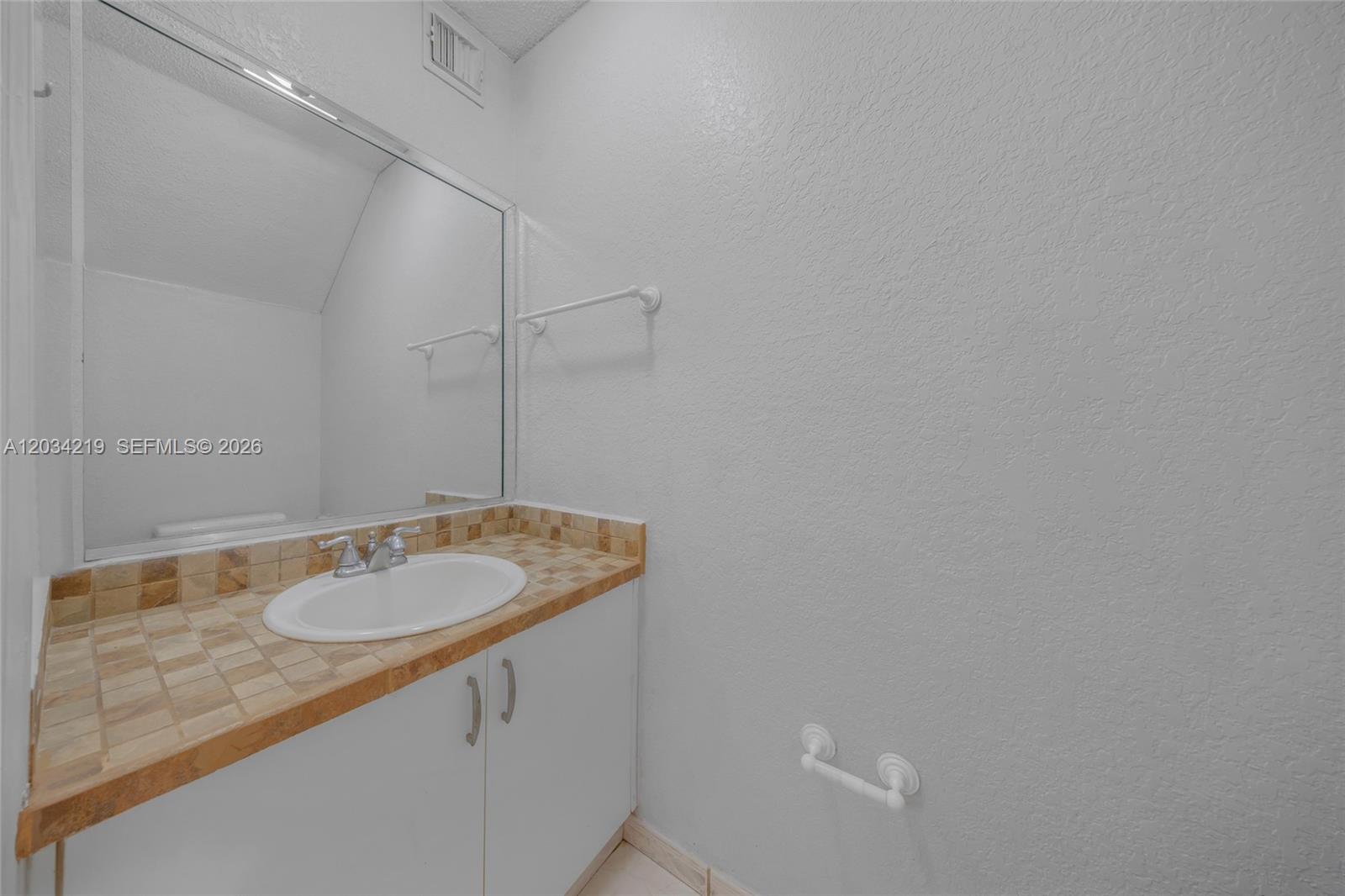 515 West 68th Street, Unit 3 Hialeah, FL 33014 - Photo 12 of 27 powder room