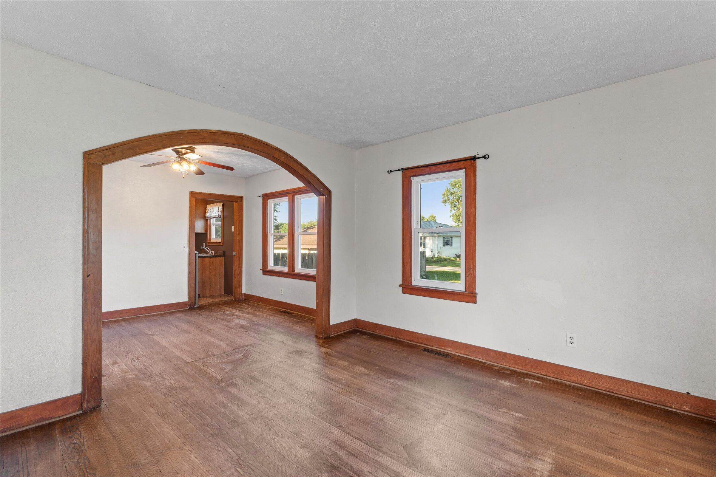 435 Meade Road Niles, MI 49120 - Photo 9 of 26 08-DSC08670