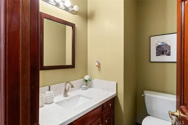 $879,000 | 115 Brookvine Circle, Chico, CA 95973