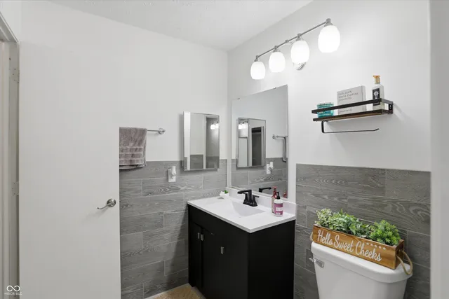 $270,000 | 6710 Limerick Court, Indianapolis, IN 46250