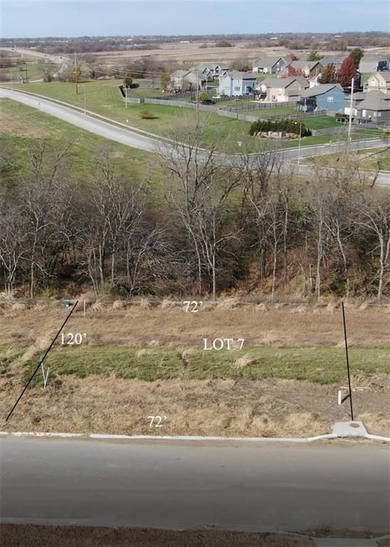 1404 Larkspur Place Raymore, MO 64083 - Photo 3 of 3