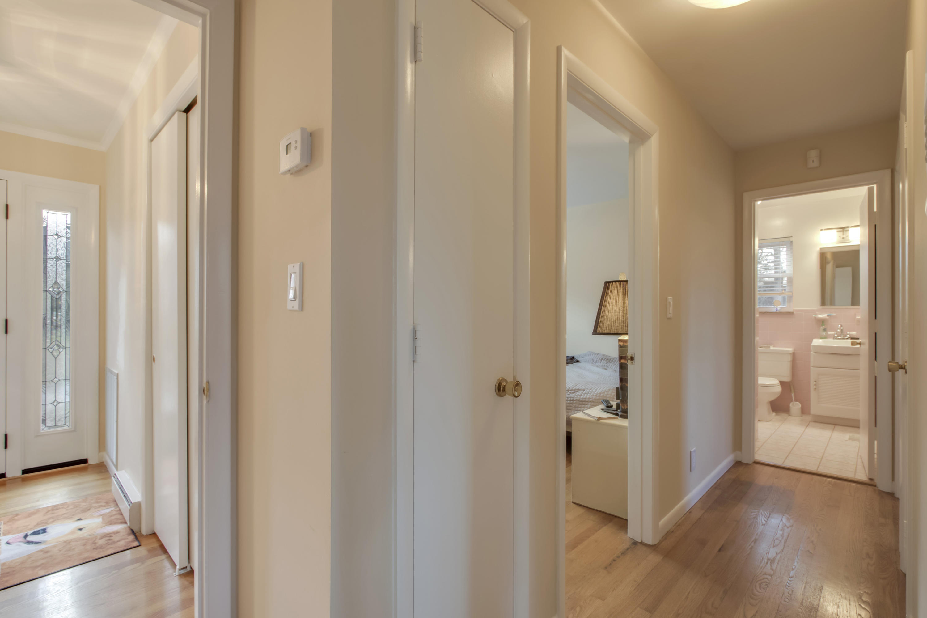 119 Cooper Circle Oak Ridge, TN 37830 - Photo 18 of 34 MASTER HALLWAY