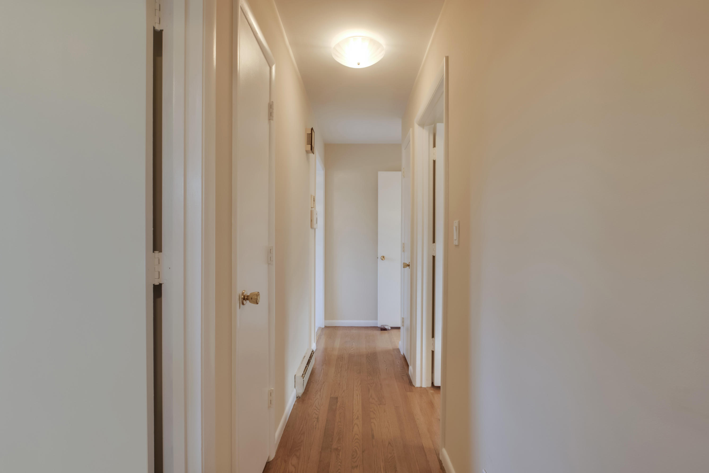 119 Cooper Circle Oak Ridge, TN 37830 - Photo 24 of 34 2ND FLOOR HALLWAY