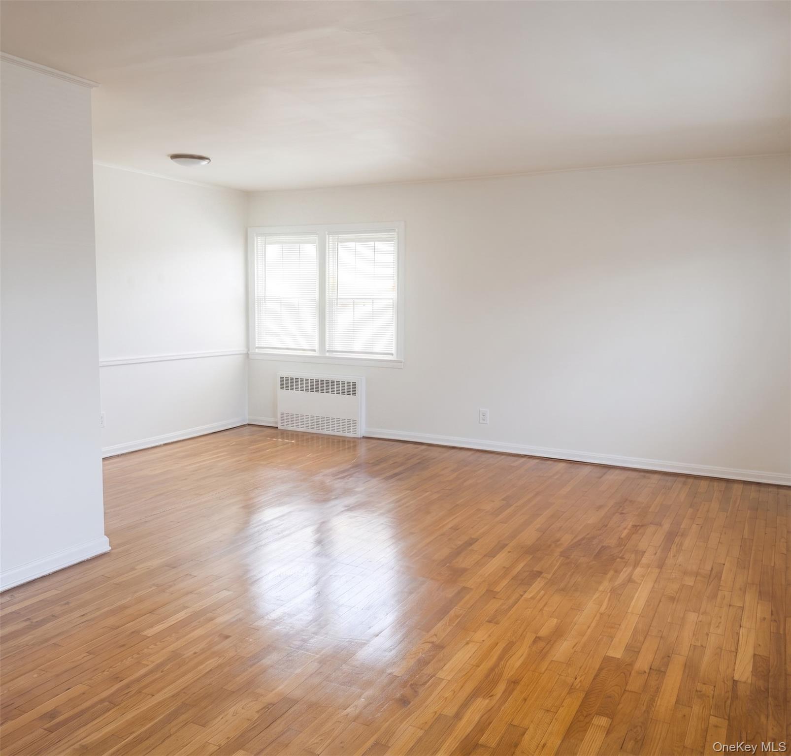27-11 Deerfield Road Queens, NY 11691 - Photo 4 of 12